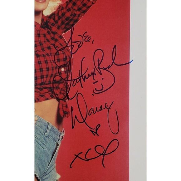 Catherine Bach Daisy Signed Photo 8X10 Dukes Of Hazzard JSA COA - Picture 3 of 5